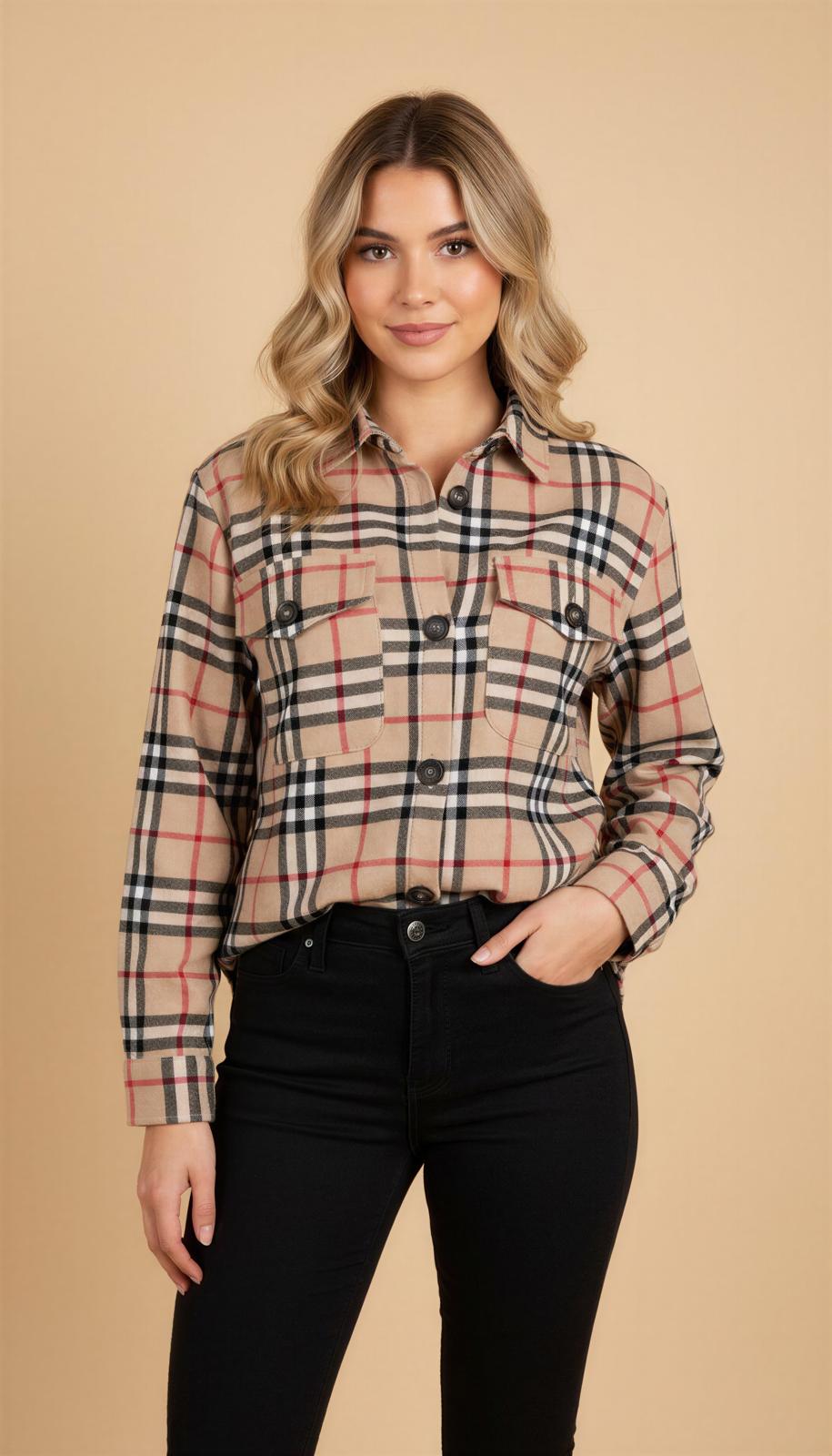 camisa beige con diseño a cuadros para mujer