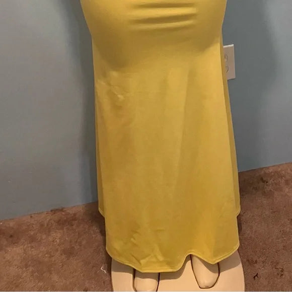 Beautiful yellow dress