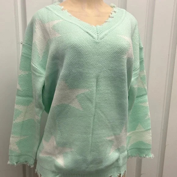 MACARON Mint V-Neck Sweater with Star Design
