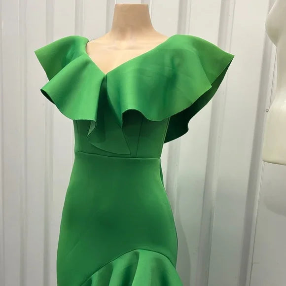 Chic One-Shoulder Green Dress