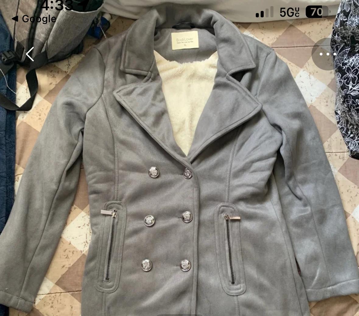 Gabardina gris para mujer