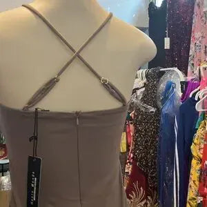 Haunte monde dress in brown