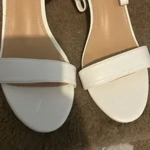 Bella Marie Jean Women's Strappy Open Toe Block Heel Sandals