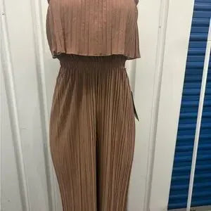 Elegant Brown Pleated Jumpsuit